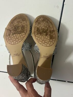 Badgley Mischka Silver Glitter Block Heel Sandals